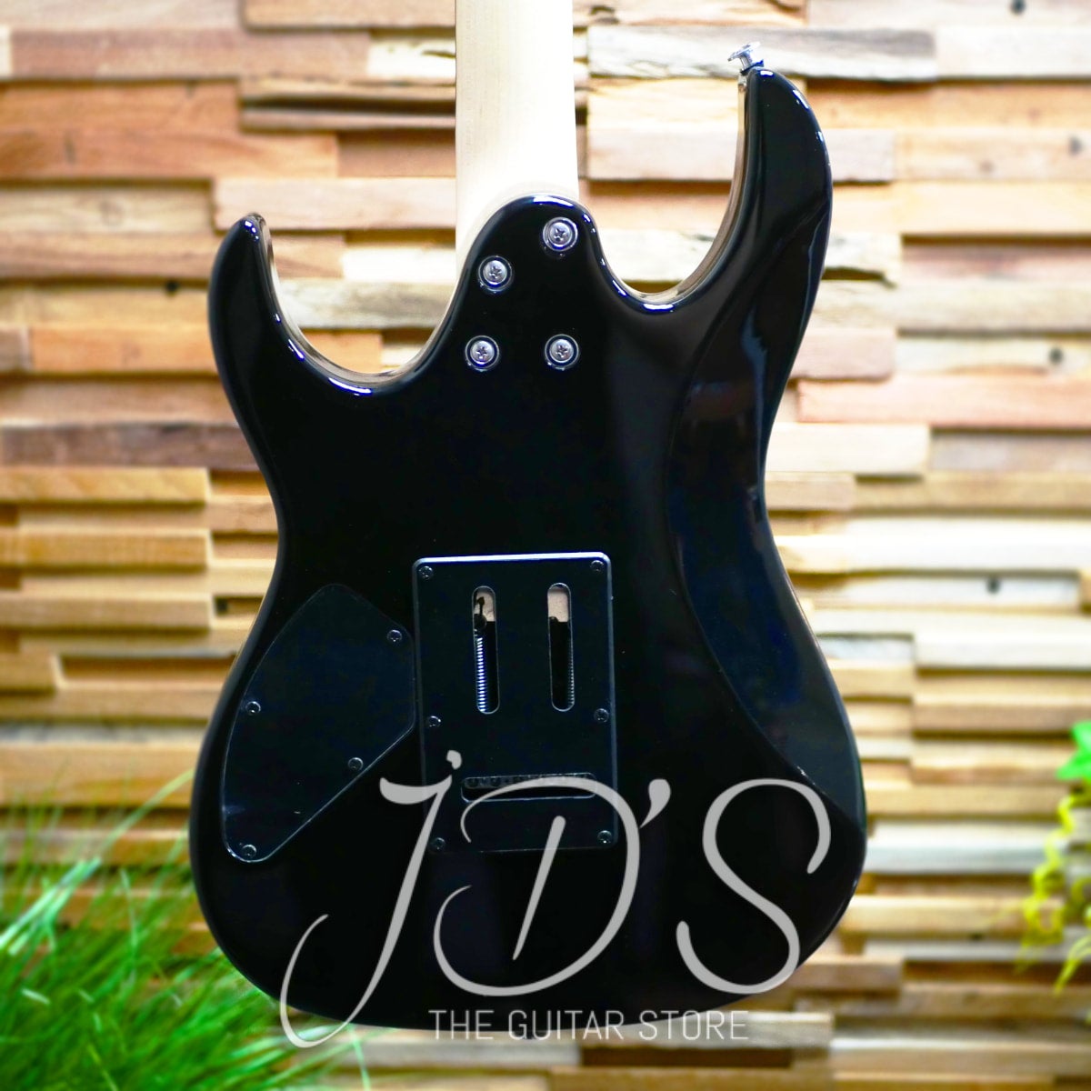 Ibanez | JDs Music (The Guitar Store) Wolverhampton - 01902 810752