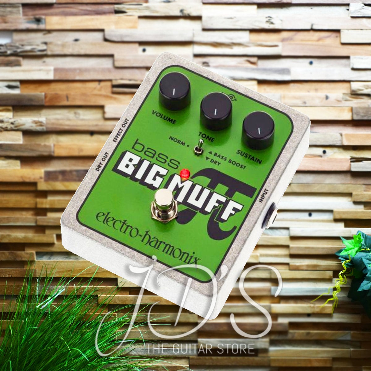 Electro-Harmonix Bass Big Muff Pi Distortion Sustainer Pedal (Nearly New)